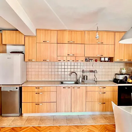 Flow Place Apartment