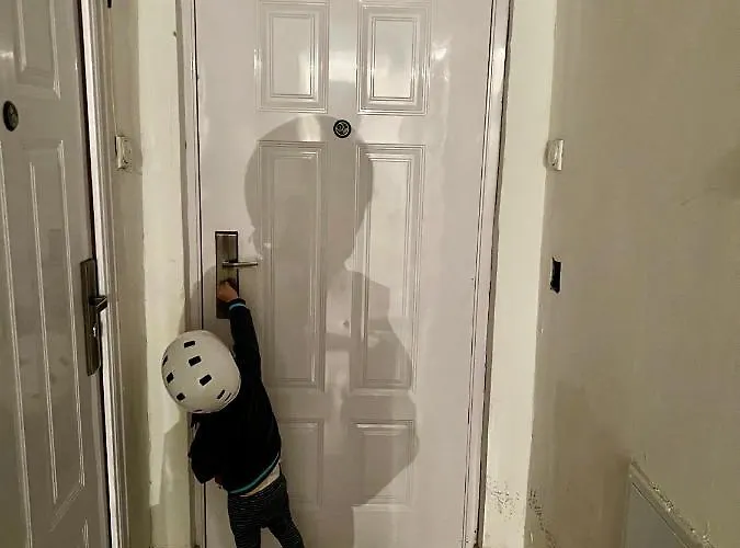 Flow Place アパート *